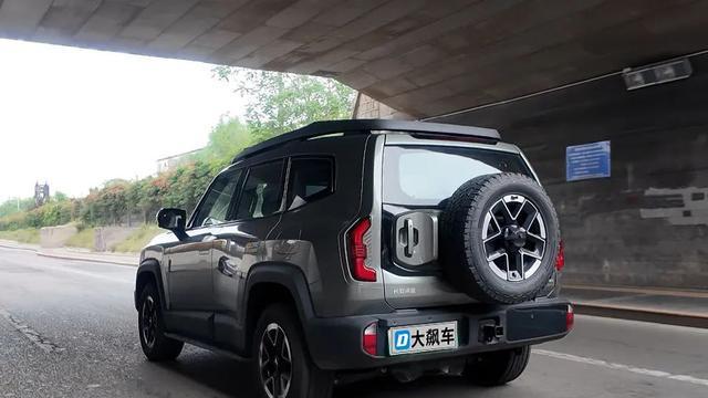 深蓝G318：开起来不费劲，属于“好开不挑人”