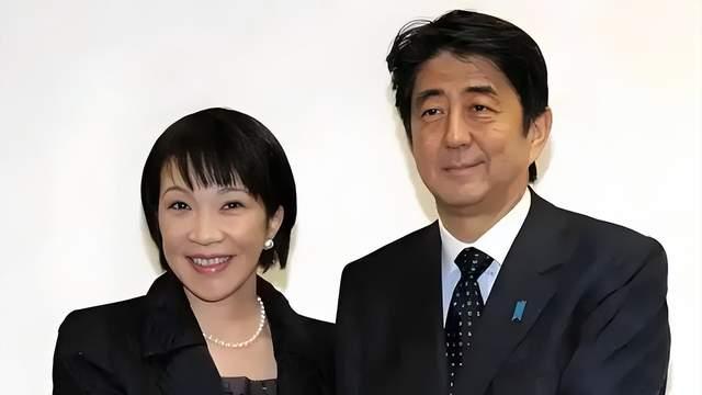 “女安倍”高市早苗，比安倍还安倍