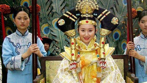 清朝“满汉不通婚”铁律下，慈禧太后竟亲自指婚满汉联姻？