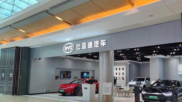 4S店关门潮背后，比亚迪销量逆势增长，传统经销商模式面临挑战