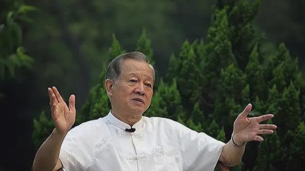 虚构故事：曾师说2025年五运六气，发生七件事，其中四件已经应验，还有三件