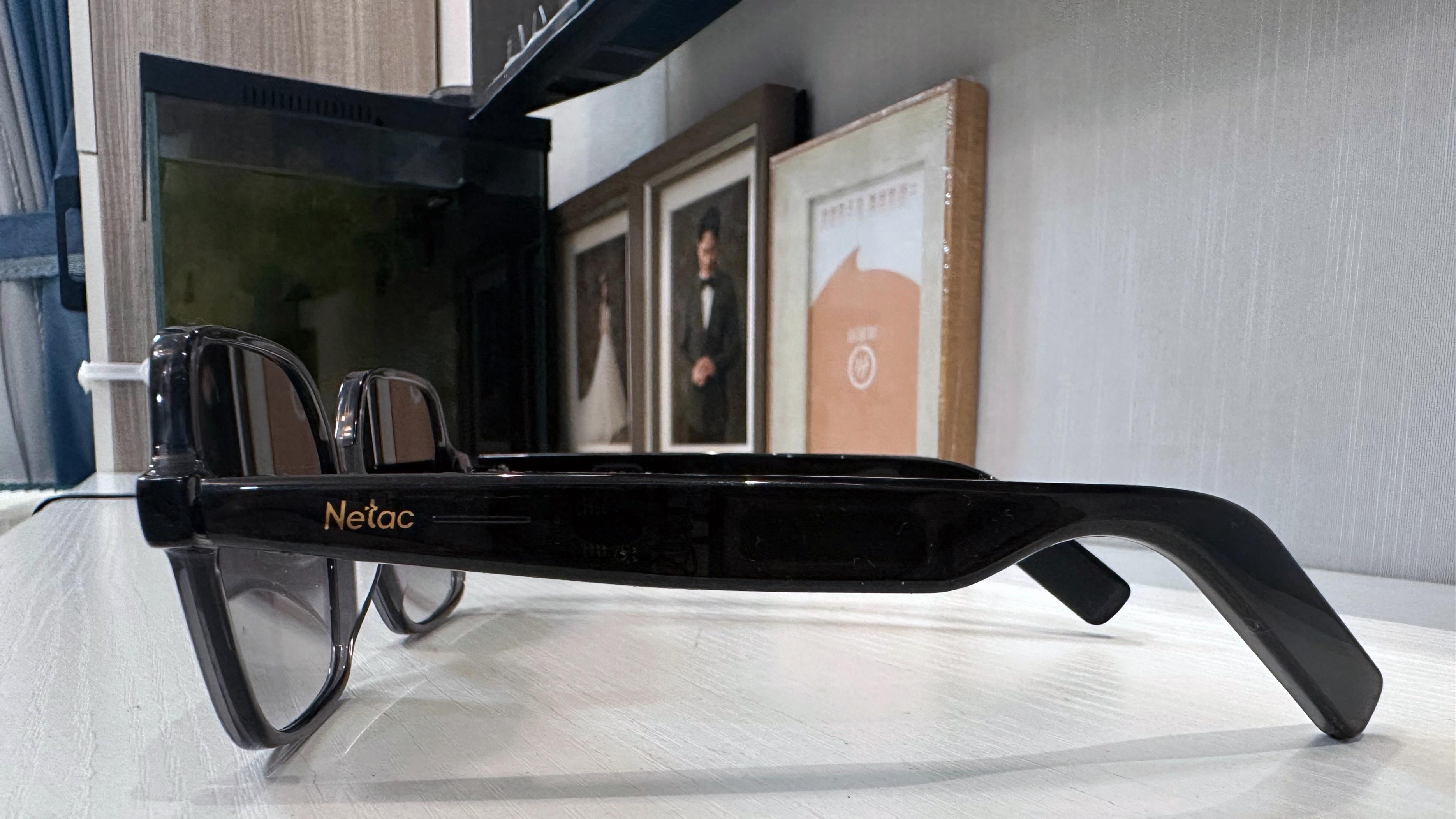 朗科智能音频眼镜EW07：让安全陪伴你出行的每一步