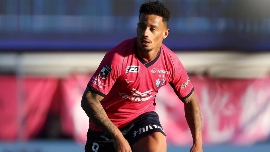 大鱼来了！拉唐将加盟申花，转会费200万欧+3年合同