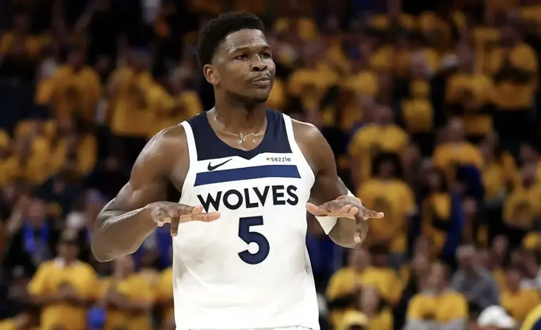 森林狼正式报价莫兰特：兰德尔+康利+选秀权，1.2亿合同成最大阻碍