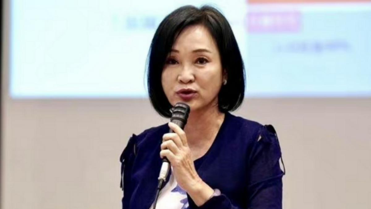 美国在国民党豢养的鹰犬终于不装了，不仅卖台，还疯狂攻击大陆