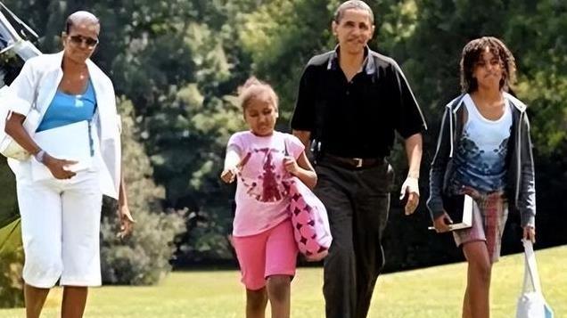 奥巴马：43岁还完助学贷款，卸任后赚得盆满钵满，拥有4套大豪宅