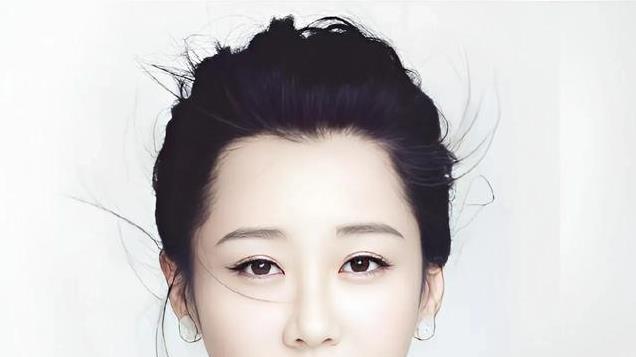 谜一样的女人，54岁虽然单身单依旧迷人!