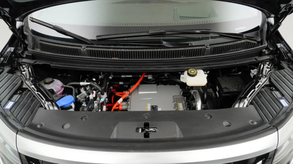 豪华中大型MPV怎么选？腾势D9 EV告诉你答案，售价亲民配置丰富