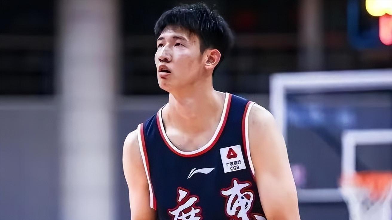 今天上午！传来广东男篮重磅消息 20岁锋线闹离队 曾为宏远头破血流