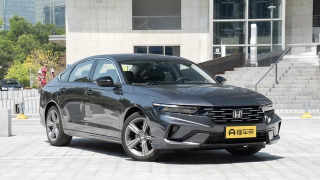 最新合资轿车保值率榜单出炉，雅阁稳居前六，帕萨特、卡罗拉表现亮眼