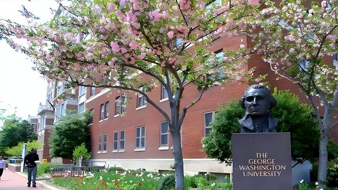 为啥中国有钱人扎堆移民美国？别想歪了，这3个原因才是真相