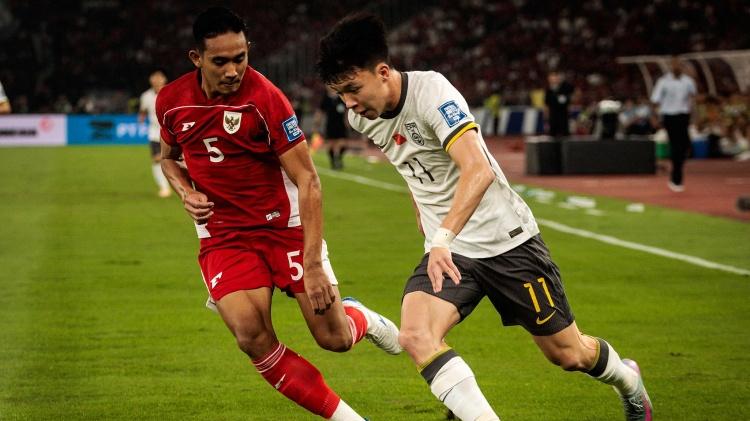 国足新10号庆祝太张扬？王钰栋2次进球被骂：技术不错，情商不行