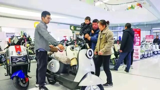 6月1日起，电动车牌照新变化，2种牌照永久失效，4种号牌不查不禁