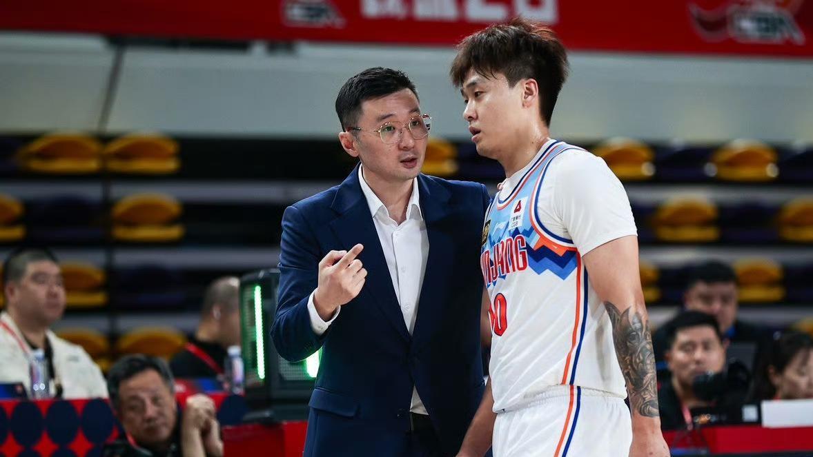 CBA收官：悬念迭起，谁将问鼎？谁又将黯然神伤？