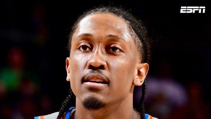 没有杰威也18胜1负！鸭梨19场16次30+，11月上场410分钟砍下415分