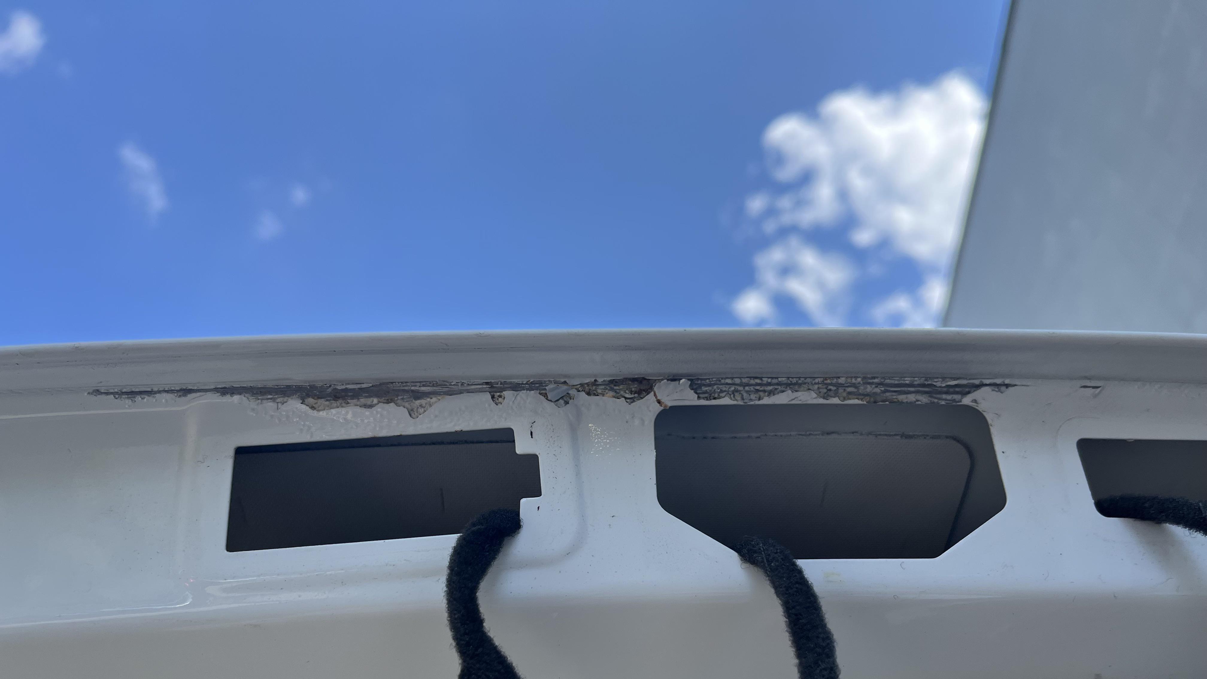 新车一年就生锈？车主维权无门！