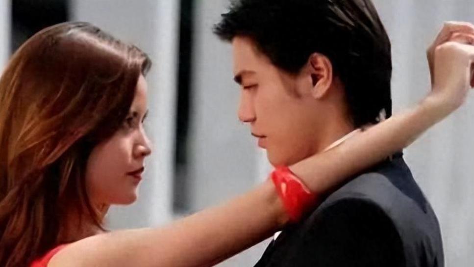 姐妹们注意！他要是这样对你，八成把你当备胎！