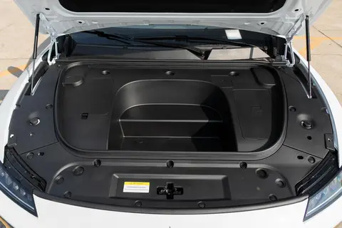 试驾东风奕派eπ007+：年轻人这次可以实现"性能自由"了！