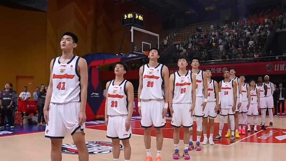 CBA最新排名：京粤5连胜争第1 辽厦晋难分高低 浙江1胜4负惹争议