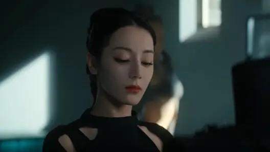 枭起青壤：暗洞探踪，激战露真容