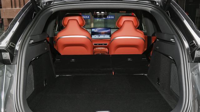 预算 20 万级，买深蓝 S07 还是比亚迪宋 L？