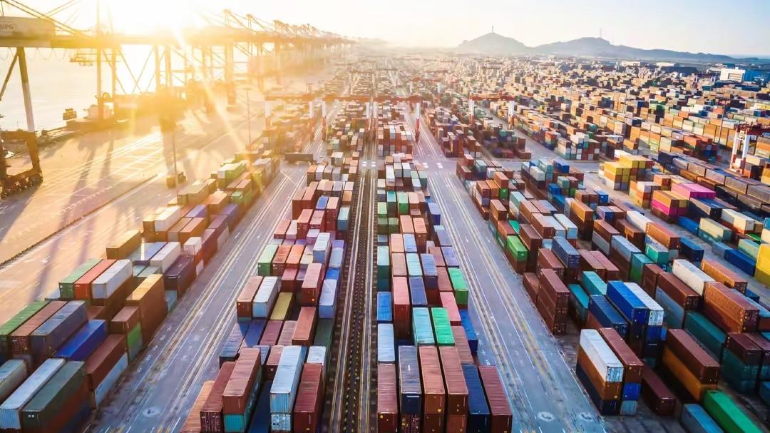 今年贸易顺差破纪录了，这是人类有史以来从未达到的高度