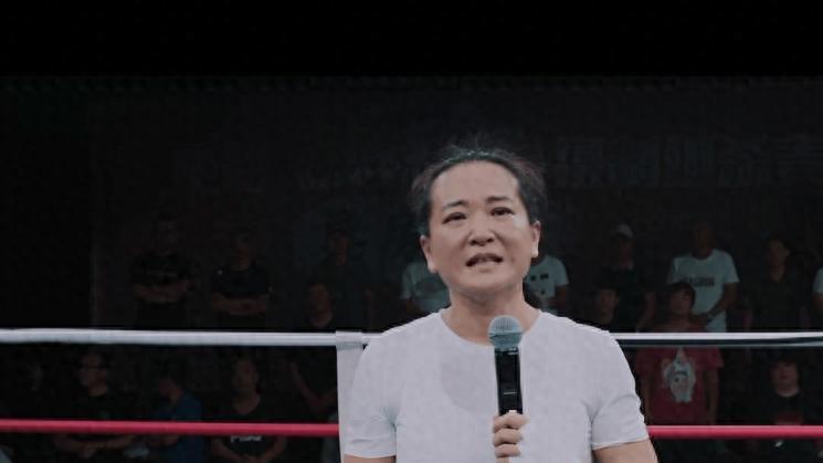 贾玲的瘦身之路：从喜剧明星到电影导演