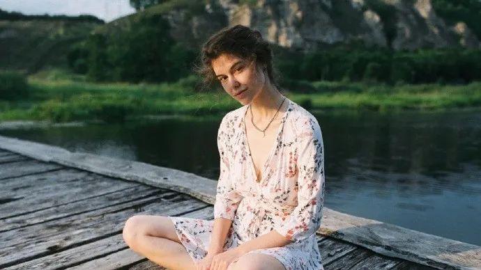 普通人年入百万的秘密：搞钱的底层操盘术