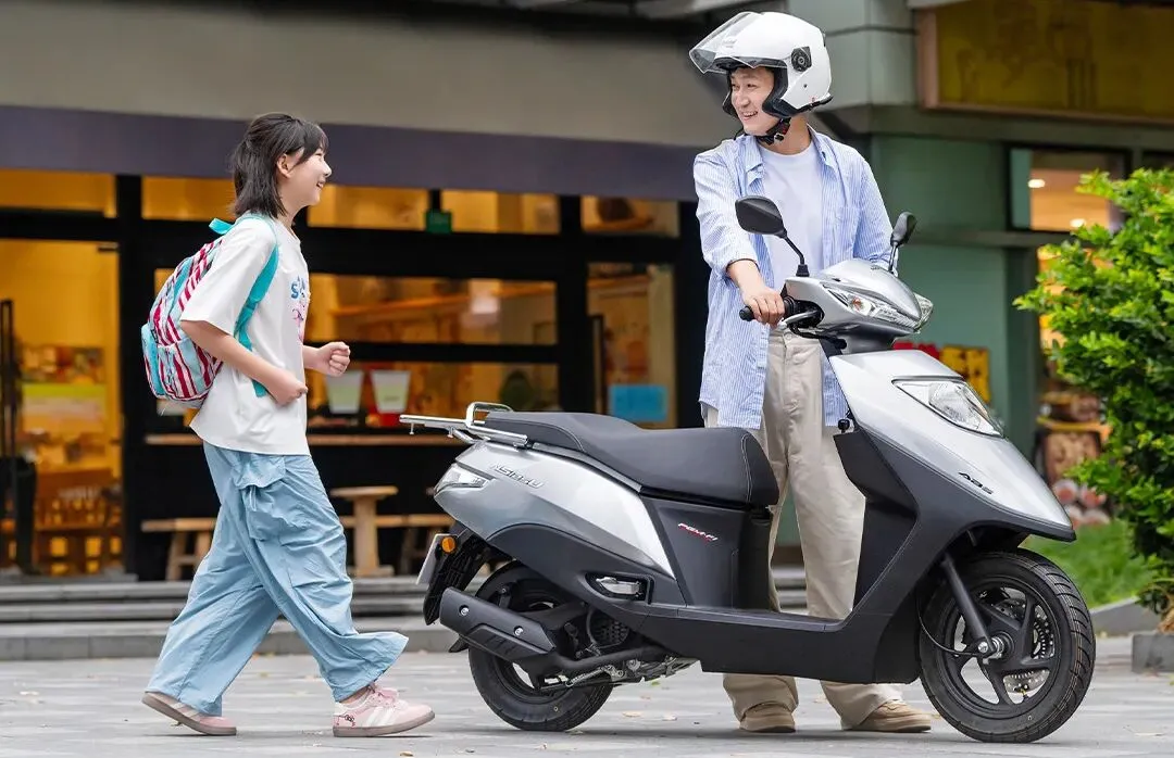 本田系又一款踏板车亮相，搭载esp引擎，售价不会太贵！