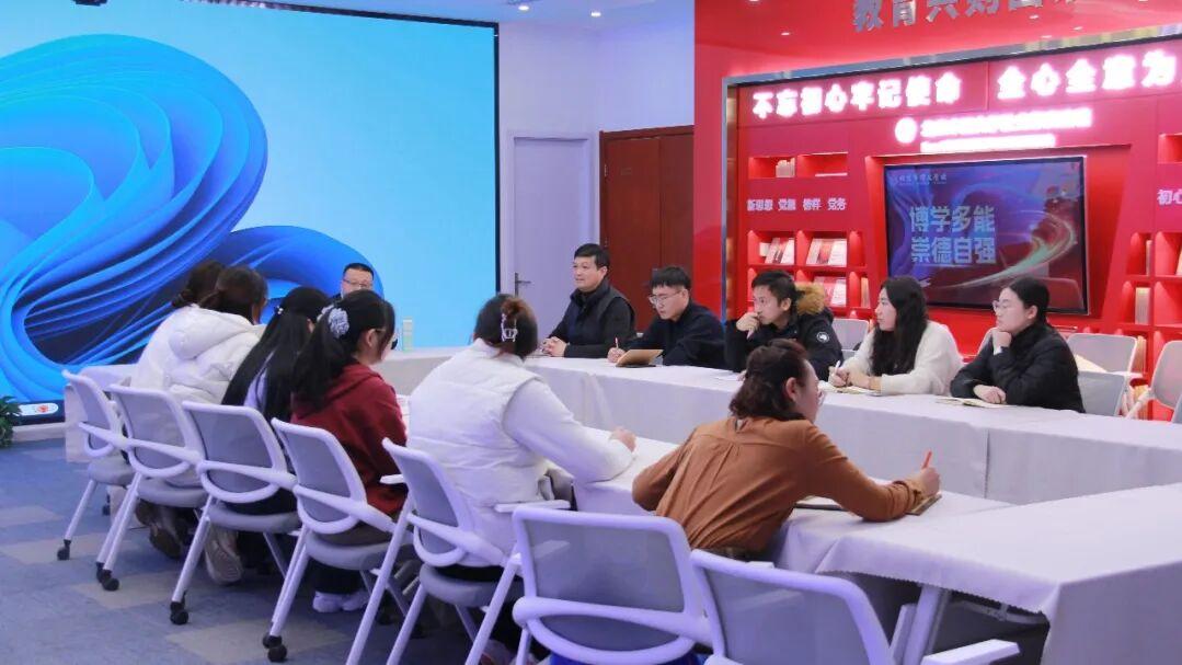 聚焦“三标五环”深研课堂，专家引领赋能教学提质——我校开展高效课堂教学模式专题研讨