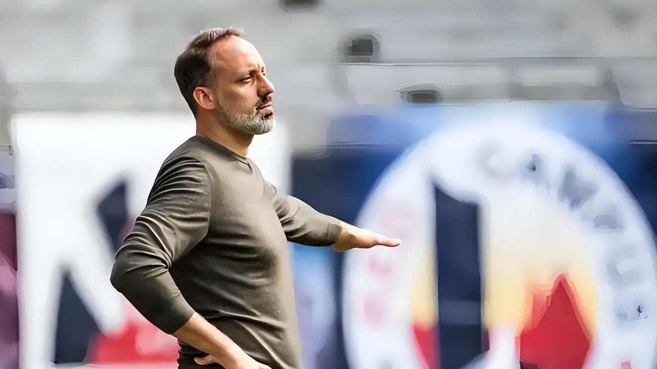 意外！斯卢茨基要想带领申花进入正轨，可考虑在三个位置做出调整