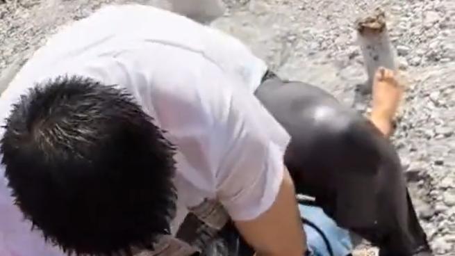 军民鱼水情！白衣哥救溺水男童后续：当天儿子生日，如今已喝上酒