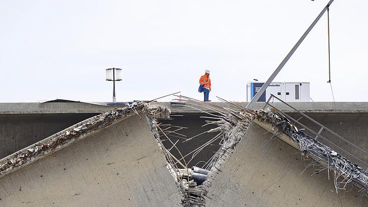 丰田卡罗拉：可靠性与创新的全球典范