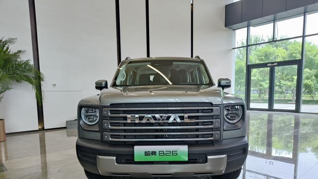 主打“硬派风”，两款插混SUV，大厂出品，可油可电可越野
