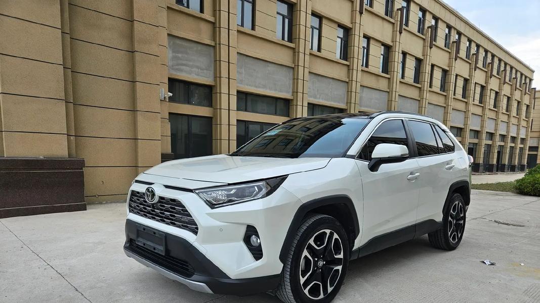 开丰田RAV4荣放出了趟差，才明白这车能不能买，都是真心话