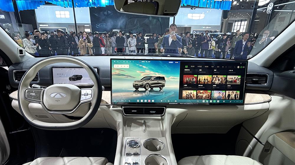 第五代瑞虎8 & 奇瑞风云T11双车昆明车展重磅上市