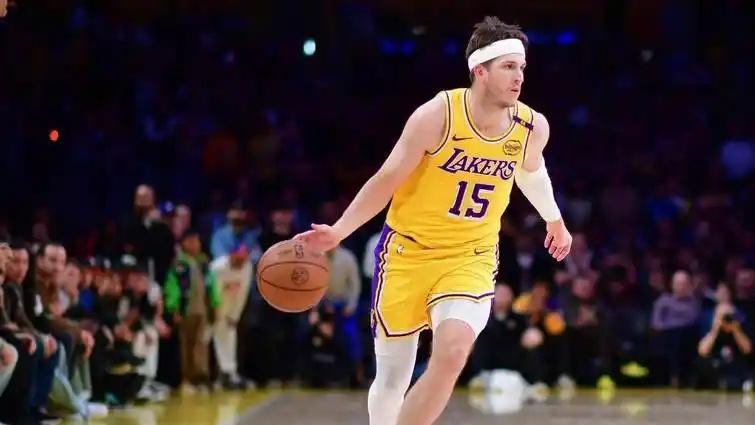 防守大漏洞！被对手轮番单打，湖人必须交易了，季后赛他会成为大麻烦