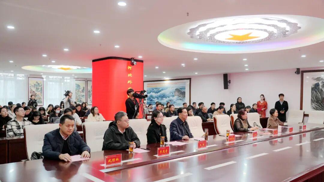 石家庄大学生社区建功行动交流推进会暨校地共建活动在河北外国语学院成功举办