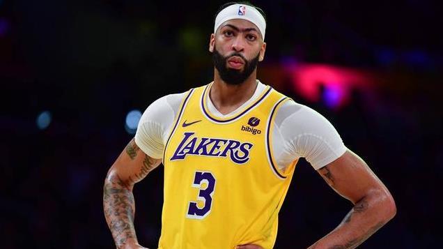 骑士122-110大胜湖人，球员评分：3人满分、3人及格、3人低迷！