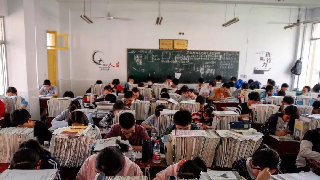 教育流水线：我们为分数赢得世界，却输掉了未来？