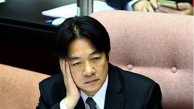 赖清德"认怂"，面对东部战区军演，“维持现状”亦是最后的笑话