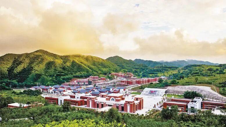 西延高铁通车后铜川怎么摆脱被西安“虹吸”？做好后花园就可以