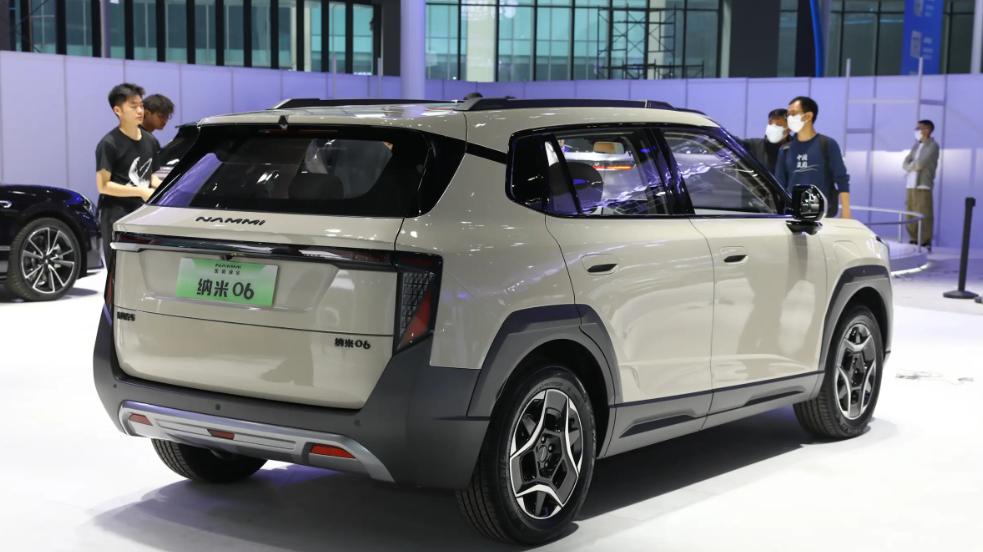 预售价8.99万起，定位小型SUV，纳米06怎么样