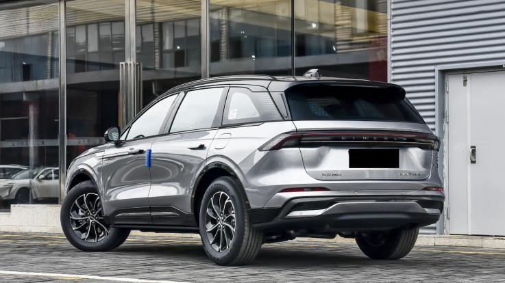 曾经40万出头，现在不到30万落地，美式豪华真不如宝马X3？