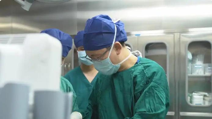 静脉曲张术后复发怕了？20年血管外科医生帮你分析原因，再治不踩坑