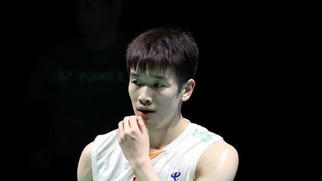 02！李诗沣爆冷出局，被世界第31横扫，决赛静待小林丹复仇！