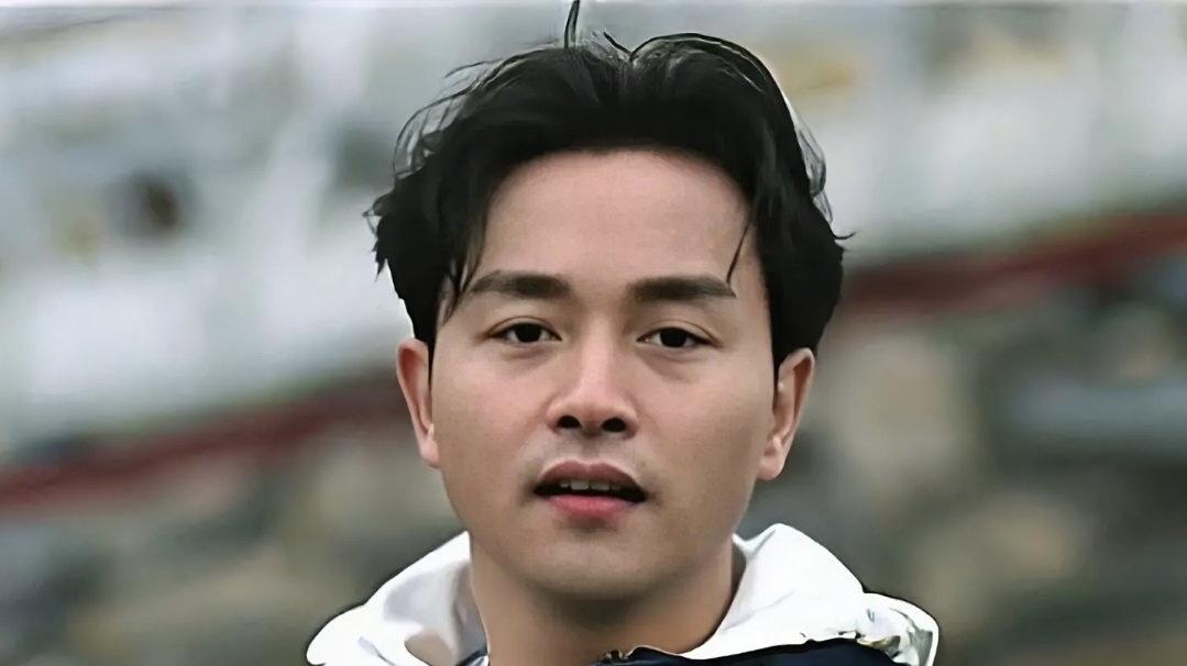 向太一句话炸出全网泪崩！张国荣22年前那通电话，才是真正的原因