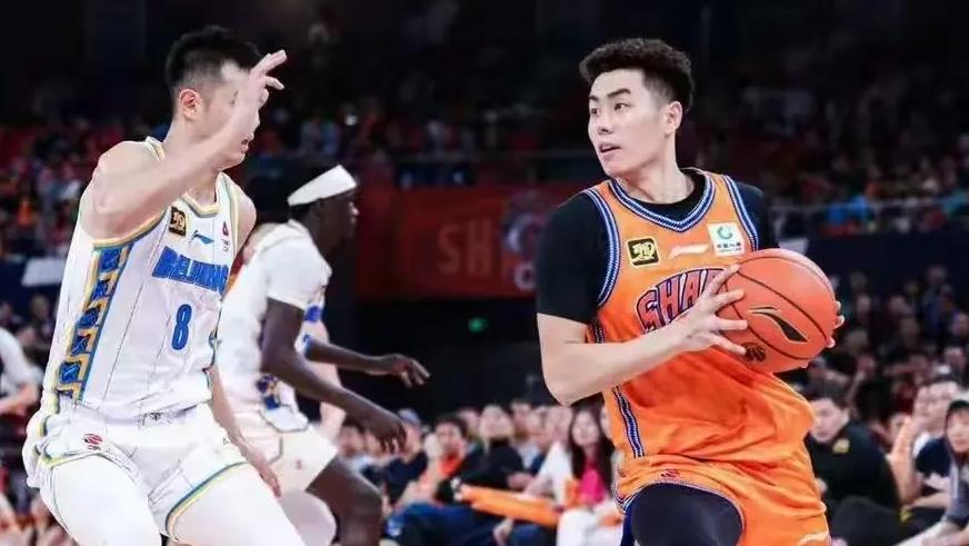 CBA每日简评！辽篮27分大胜广州，北京遭遇上海大逆转