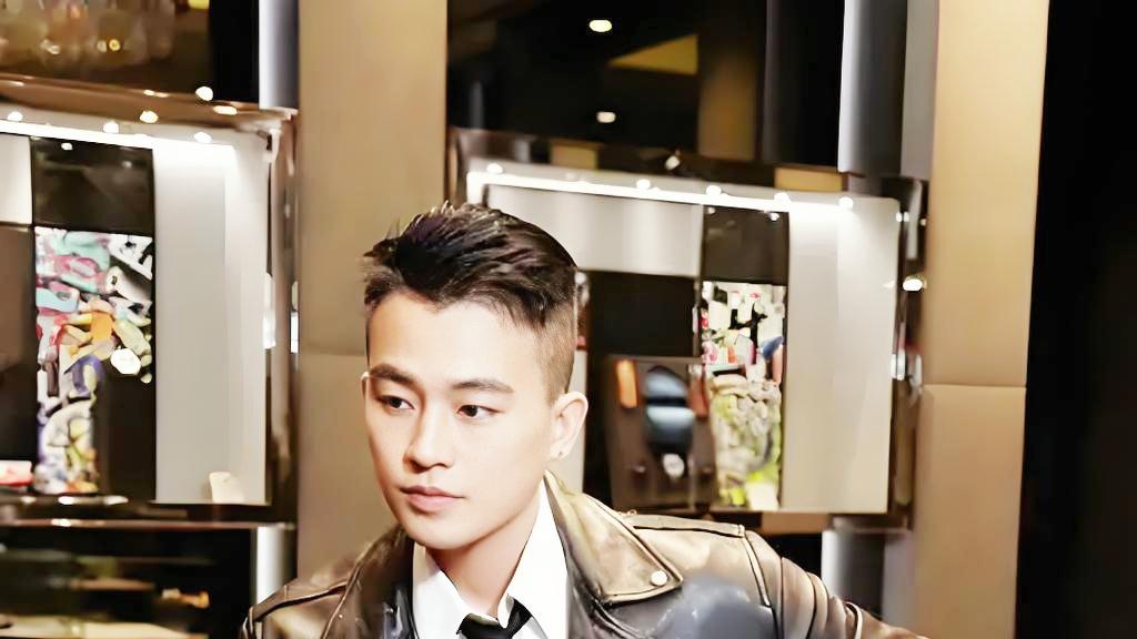 分手马思纯后，他靠“自虐式”演技逆袭！欧豪的硬汉之路有多狠？