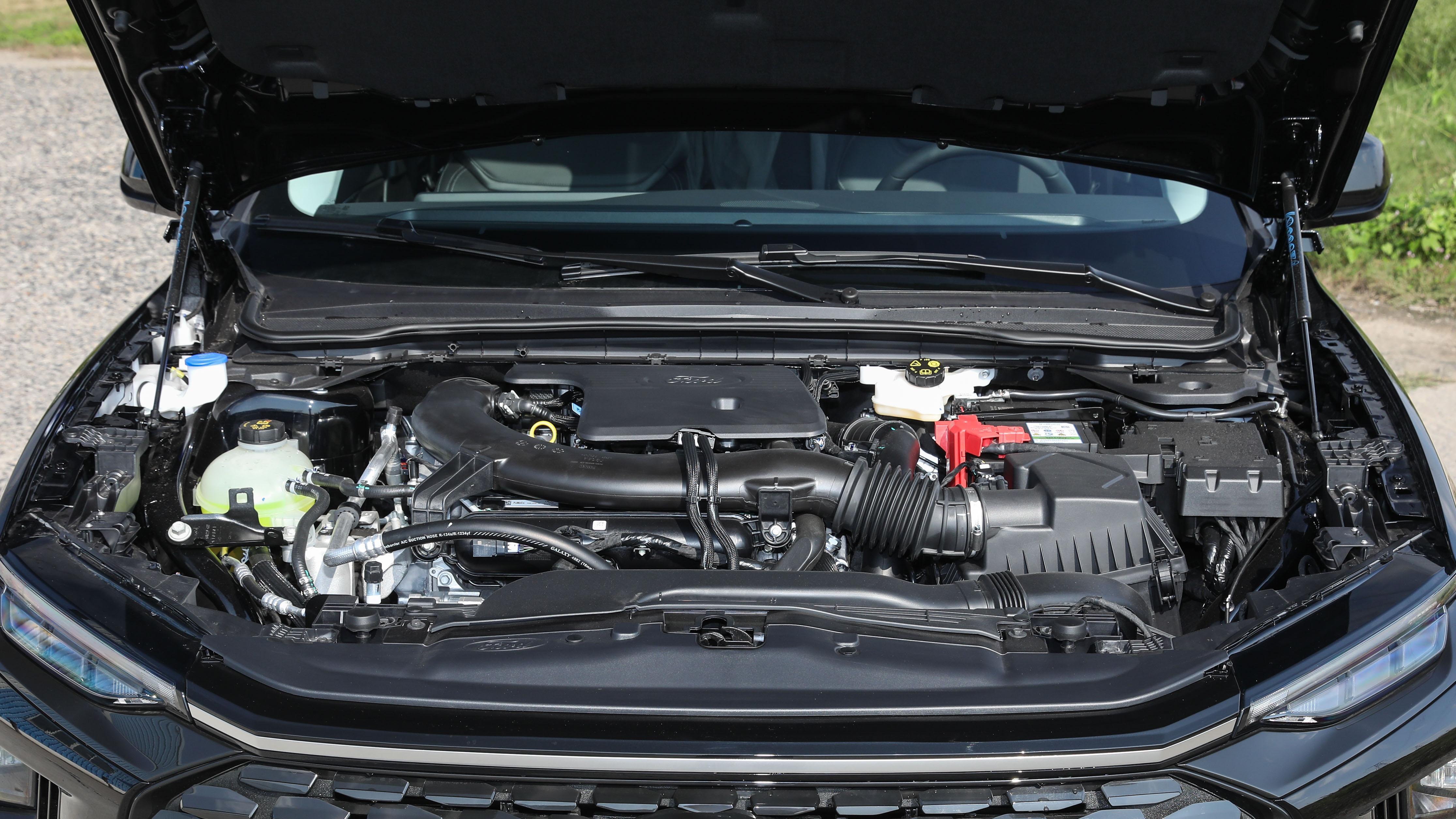 15 万内选合资 B 级车，蒙迪欧没买错，开着顺手，家人也觉得舒服